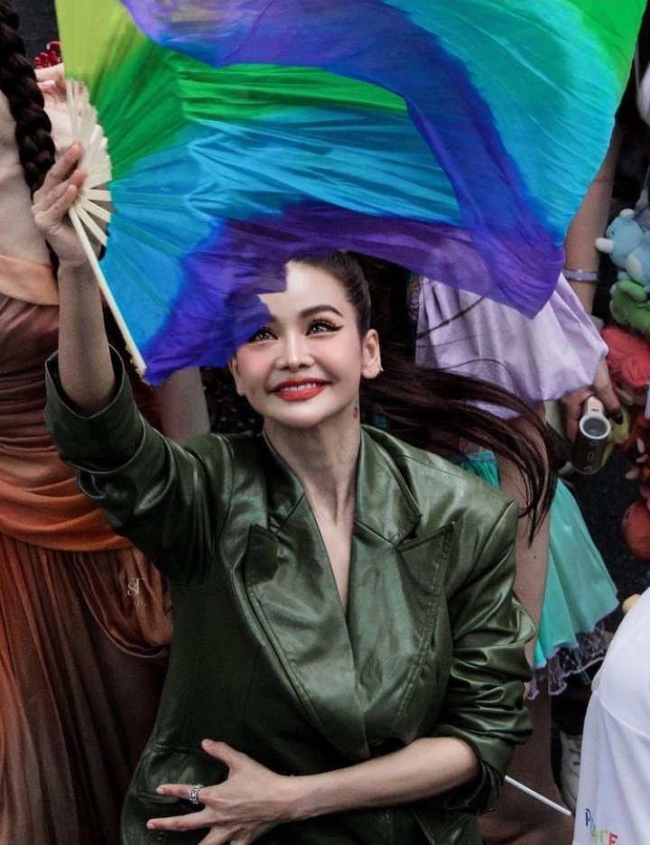 Yanattuita's tweet photo. Elas 🏳️‍🌈 https://t.co/yaAHgV1fBs