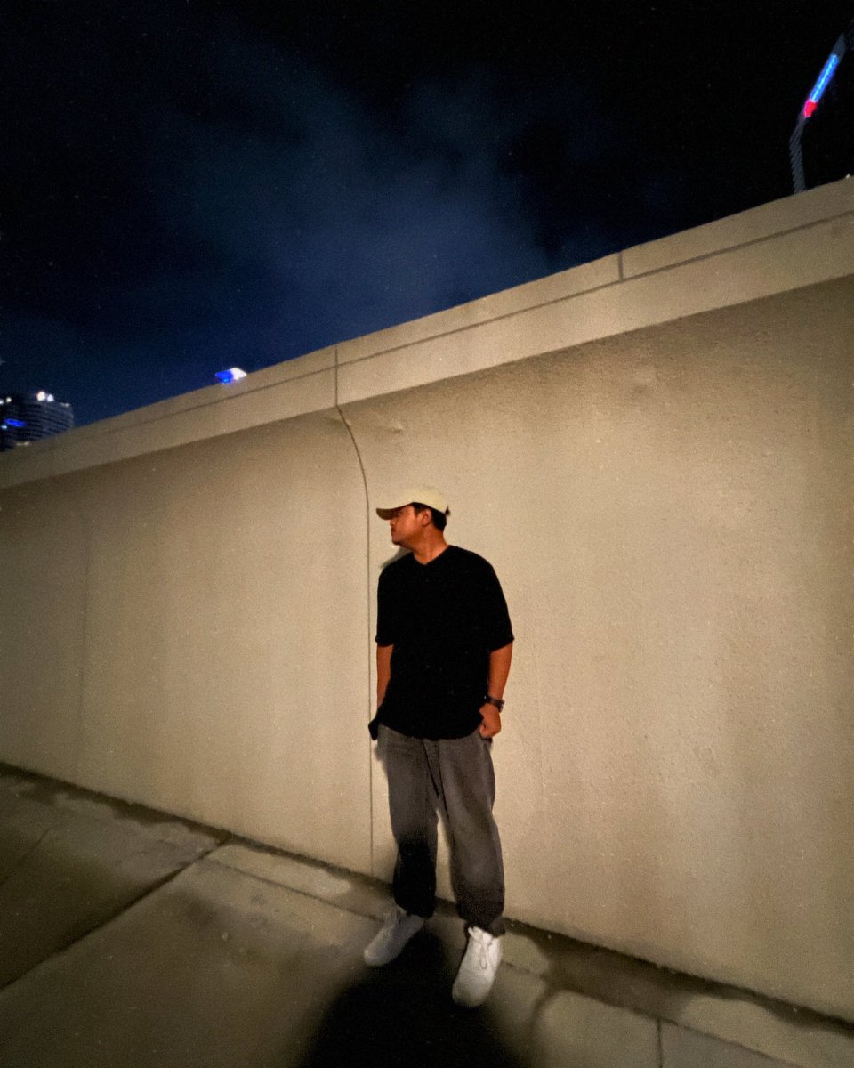lkmnhfiz's tweet photo. Random https://t.co/7Dd1EpYfzt