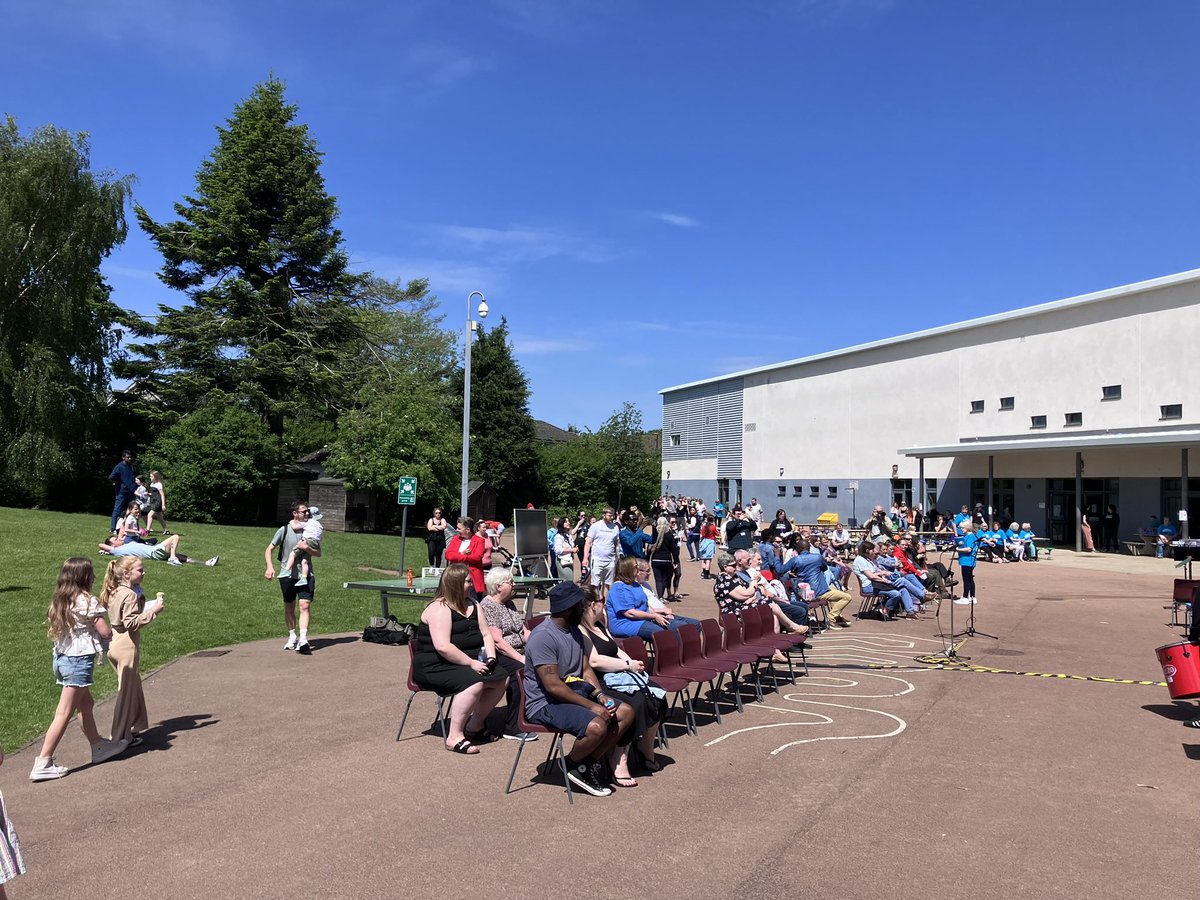 Andy Thorn (@andythorn81) on Twitter photo A beautiful sunny day for the #BigNoiseDouglas summer festival. #dundeelearning <a href="/sistemascotland/">Sistema Scotland</a> <a href="/ClaypottsPS/">Claypotts Castle PS</a> <a href="/Craigie_High/">Craigie High School</a> A beautiful sunny day for the #BigNoiseDouglas summer festival. #dundeelearning <a href="/sistemascotland/">Sistema Scotland</a> <a href="/ClaypottsPS/">Claypotts Castle PS</a> <a href="/Craigie_High/">Craigie High School</a>