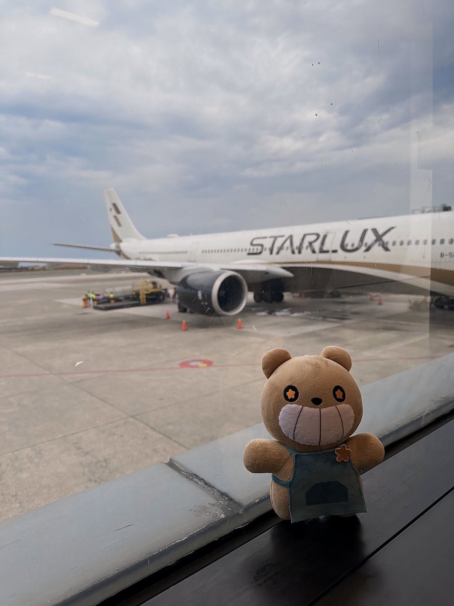 itssmeJhim's tweet photo. Til our next trip, Fofo. 🧸

#WhenInTaiwan #DipperInTaiwan 🇹🇼 https://t.co/DV00wCu100