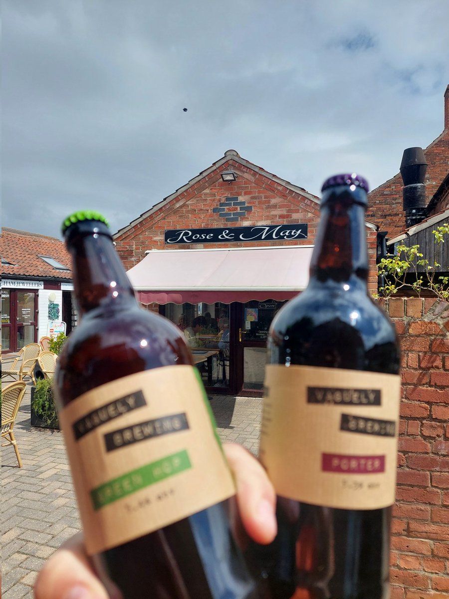 🚨 Restock Alert! At #roseandmaybingham 🚨 
#VaguelyBrewing beer is getting back out there following a bit of a quiet time due to other commitments.  The quality of the beer hasn't changed though so get it while it lasts! Cheers 🍻👍
#nanobrewery #Bingham #Nottingham #craftbeer