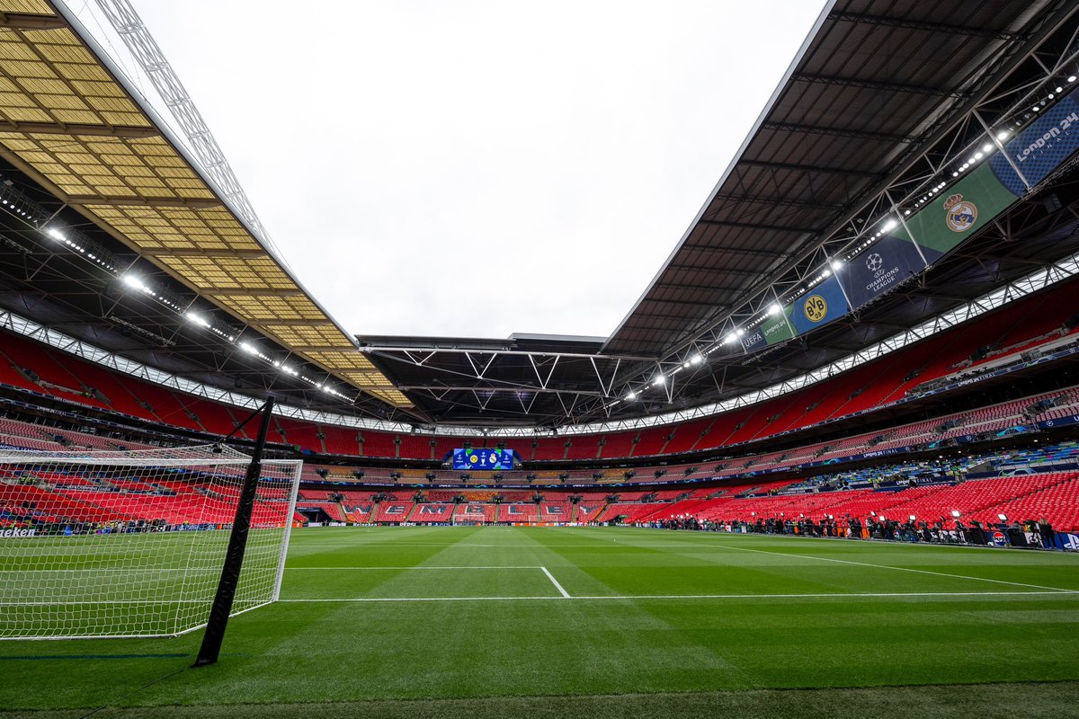 goleadadazoeira's tweet photo. Cite um estádio mais LENDÁRIO que Wembley: https://t.co/5akavIs11H