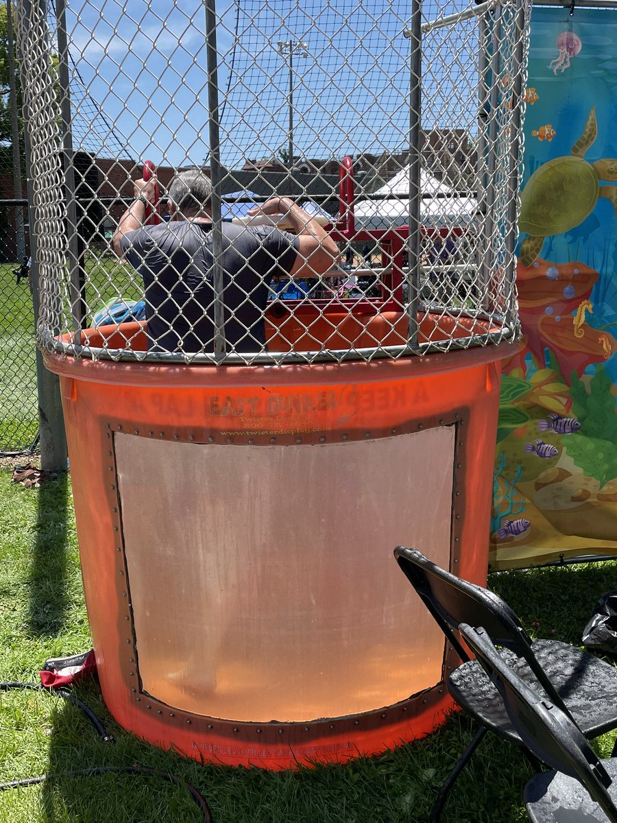 gloverpark's tweet image. Time to dunk a @StoddertNews teacher at Glover Park Day! @GPCADC @DCDPR @ANC3B