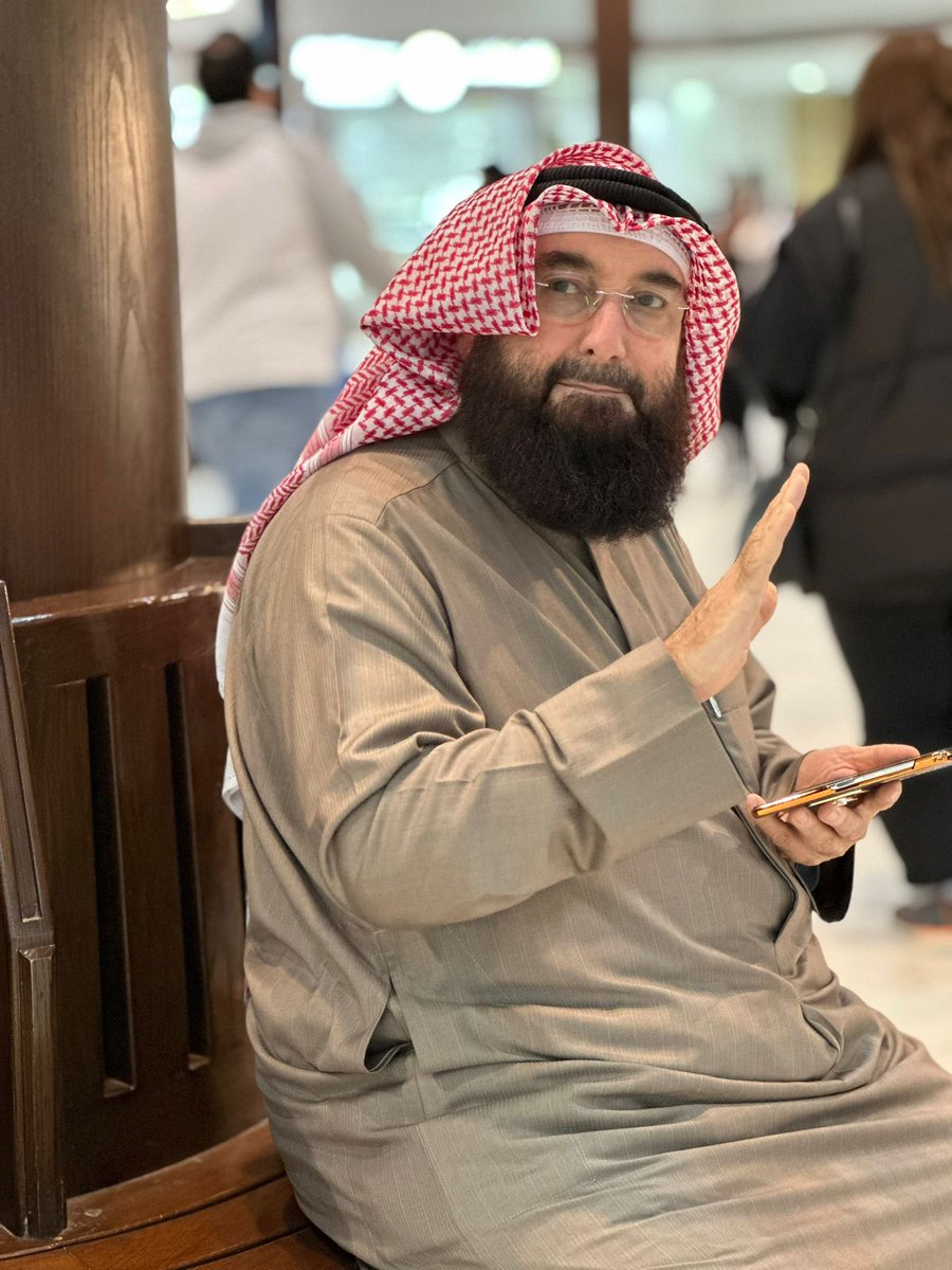Dr_naseralanzi's tweet photo. أسأل الله أن يمنّ على 
      الأخ الـدكتــور
مسعــود راشـــــد 

بالصحة والعافية ،
اللهم  شفاءً لا يغادر سقماً ،وأن يجعل ما أصابه كفارة له 
لابـأس طــهــور بـإذن الله https://t.co/96FzhpJMeL