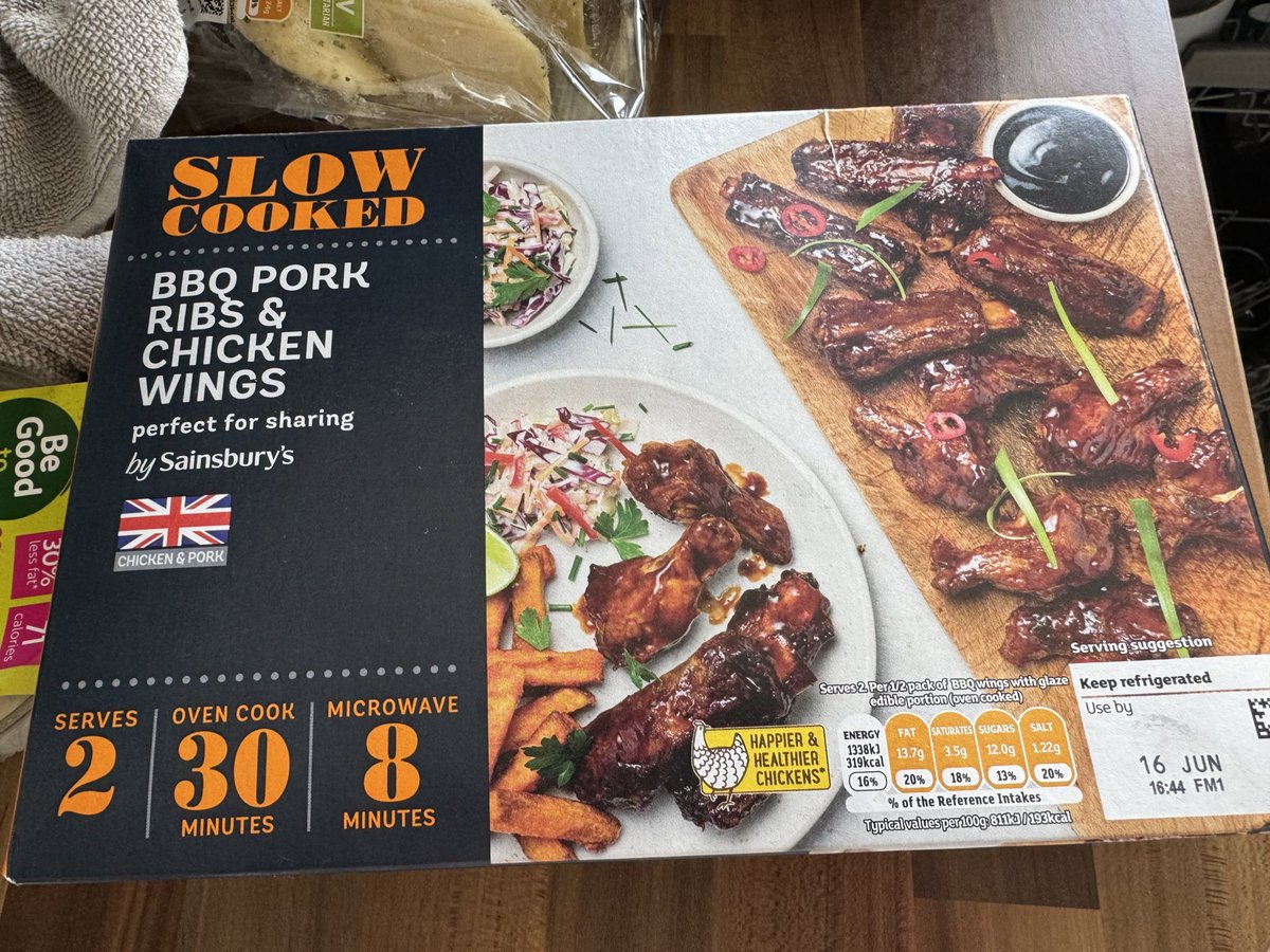 scannerqueen's tweet photo. @sainsburys   Very appetising pictures on the box. Shame the content is shocking. 2 tiny ribs and 3 rubber wings each for £10. Feeling conned. https://t.co/tdjJ0ejq8G