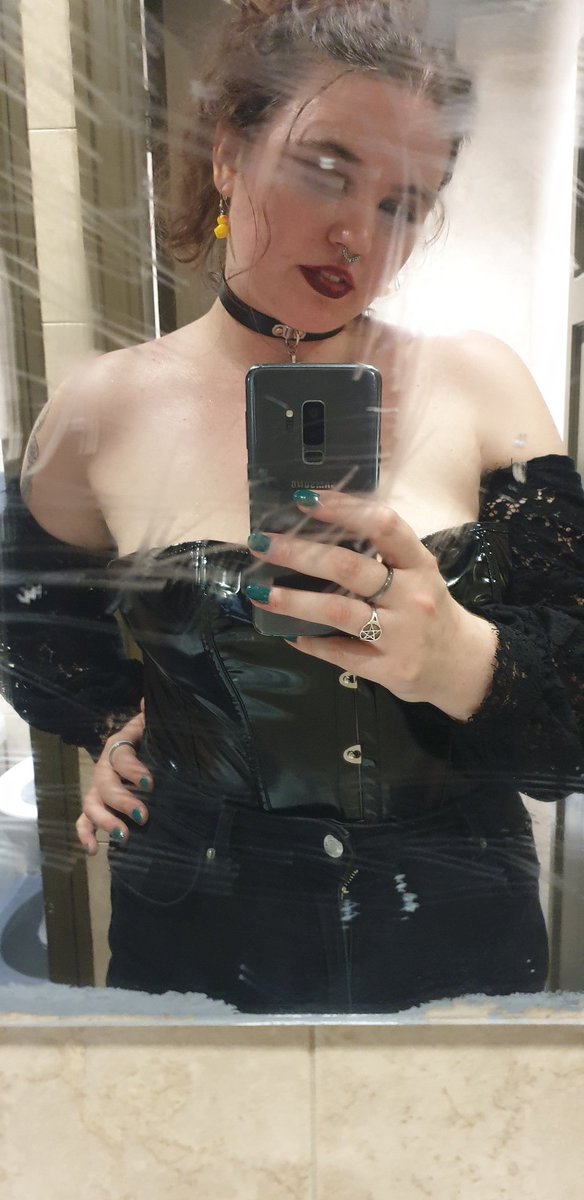 MaybeAlpaca's tweet photo. Bathroom mirror selfies are never complete without rubber duckie earrings https://t.co/uwaLAsqCUj