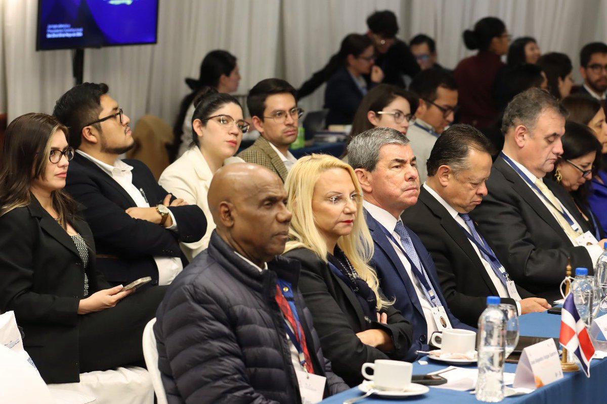 CorteConstEcu's tweet photo. @TC_Peru @TribunalConstRD @CConstitucional @CedecEcuador @tribconst_chile @TCP_bolivia @PoderJudicialCR @CC_Guatemala @PJdeHonduras @PoderJudicialPY #XVCIJC | Quito fue la sede de la XV Conferencia Iberoamericana de Justicia Constitucional. La próxima edición se realizará en Brasil, con el objetivo de continuar promoviendo el diálogo y el intercambio de conocimientos sobre justicia constitucional y sus prácticas.⬇️ https://t.co/VuKBc5oN3M