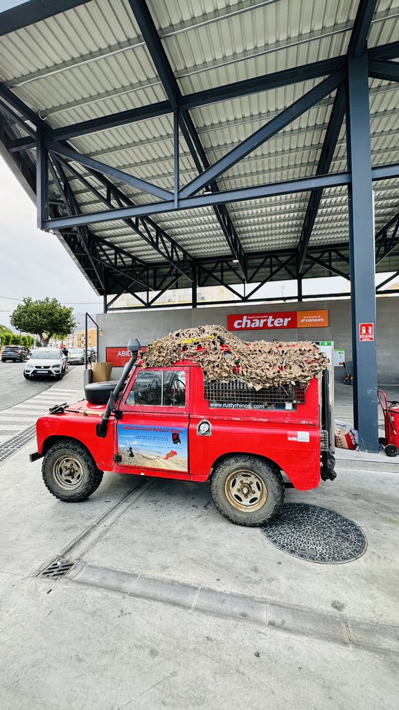 RustyRhinos's tweet photo. Problem solved. Fully refuelled both tanks and back on the road. About 250 miles away from the ferry terminal. 

#rustyrhinos #moroccanrally2024 https://t.co/jDAMu9w8wc