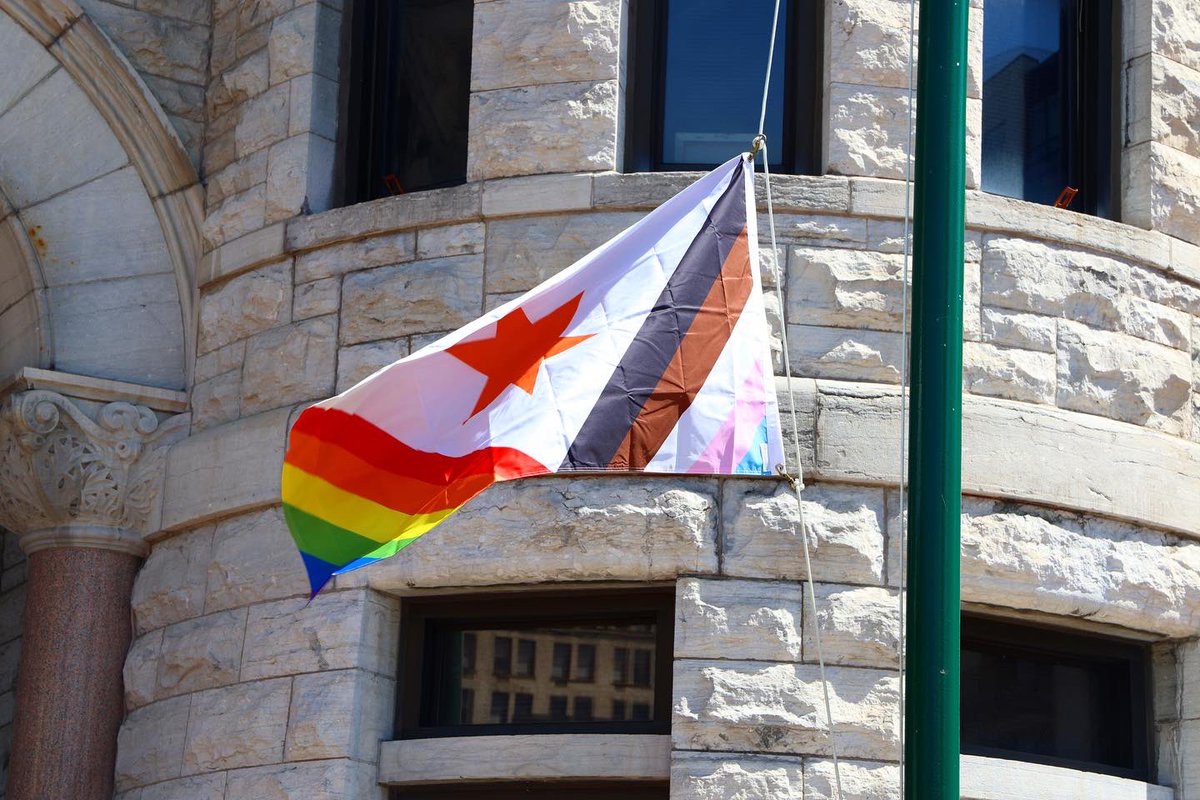 Syracuse1848's tweet photo. Today for the first time, we raised the #Pride @firstlightsyr flag at City Hall! A combination of the Syracuse City flag and the Progress flag, we’re proud to have such a vibrant #lgbtq🌈 community in Syracuse. Happy Pride Month! 🏳️‍🌈🏳️‍⚧️ #PrideMonth https://t.co/NnwgdOeGtB