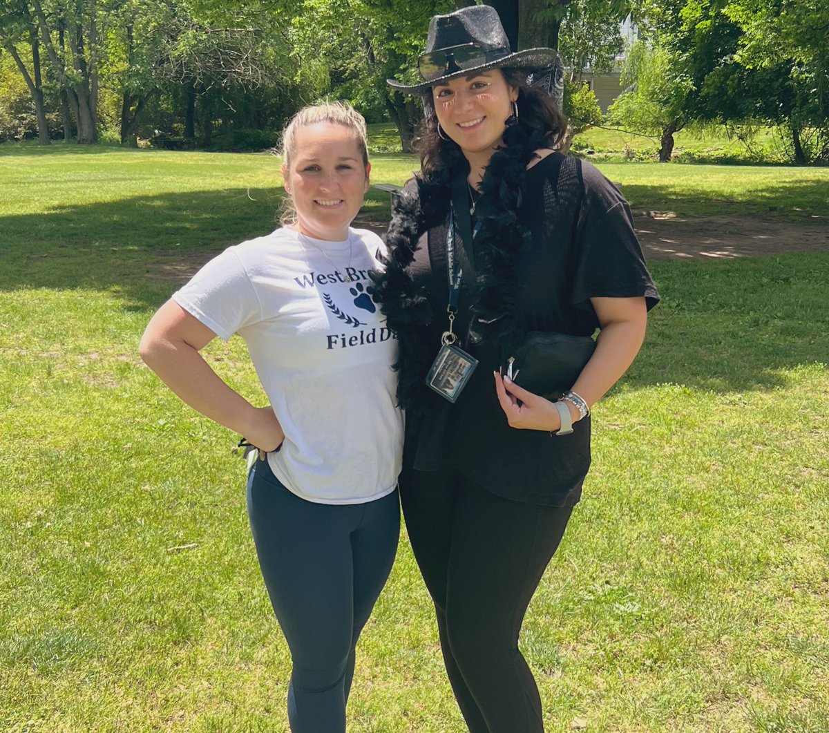 DiFloraA's tweet photo. Field Day traditions 🖤 Ms. DiFlora’s Elite Black Panthers! https://t.co/wJSp0Y4bc5
