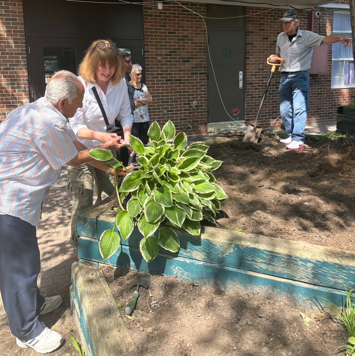 iGenOttawa tweet media