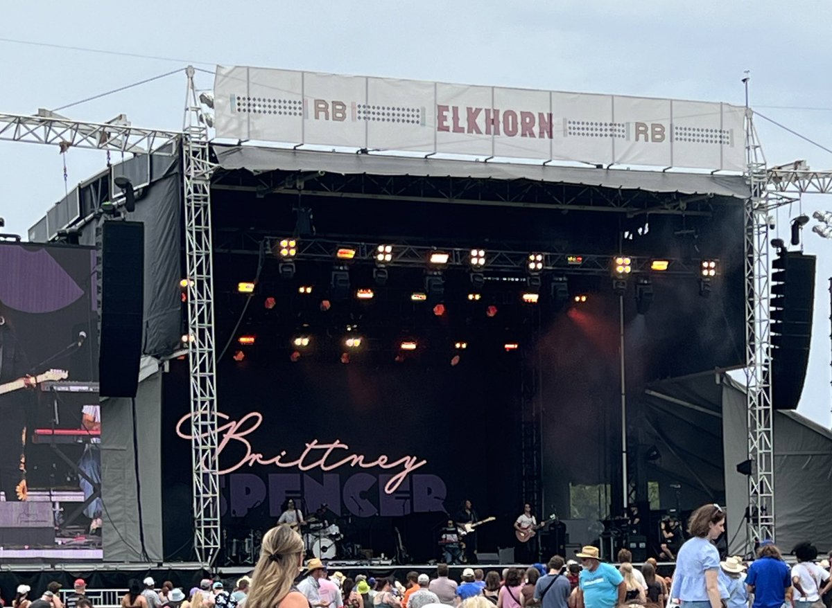 blmiller's tweet photo. Big shout out to @jerseymikes for the free sammiches at @RailbirdFest #LiveMusic https://t.co/CIld4iXwSZ