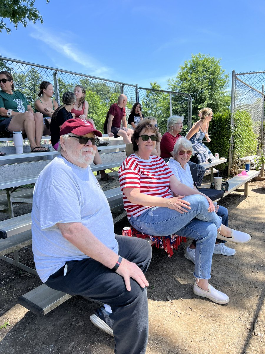 christen_rexing's tweet photo. More baseball playoffs! #DelcoSportsMom is pumped. Lovely day for it! The whole family came out! #DelcoPoppop Grammy, Gigi all here to cheer him on. #DisarrayInTheDugout ⚾️ https://t.co/7GknhY4HmB