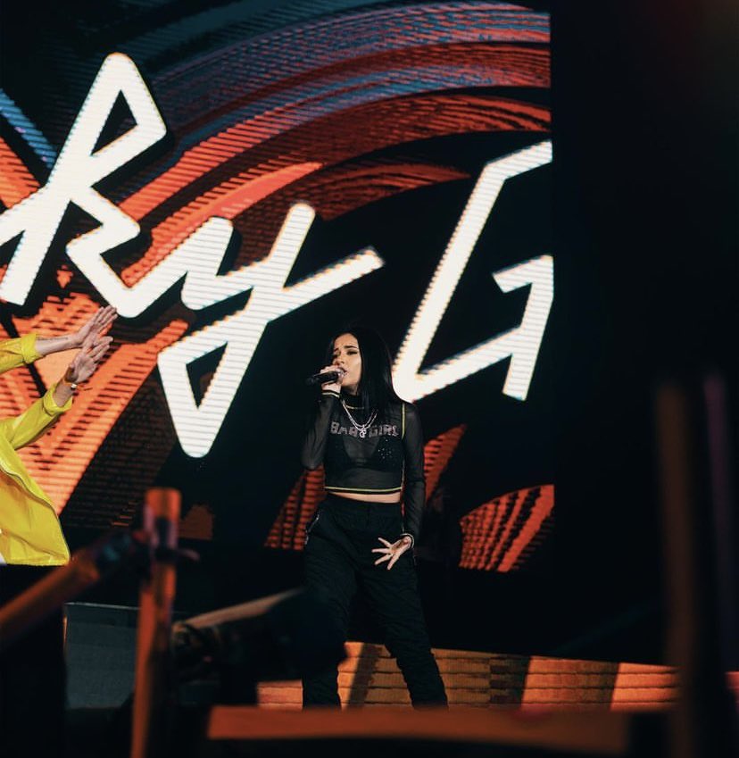 BeckyGPeruvian's tweet photo. ¡Los Beasters estamos de aniversario!

Hoy se cumplen 5 años desde la llegada de Becky G a Lima Perú 🇵🇪 en el festival realizado por barrio latino.

#BeckyG #FestivalBarrioLatino #Perú #BeckyGPeru https://t.co/meizYvUjuK