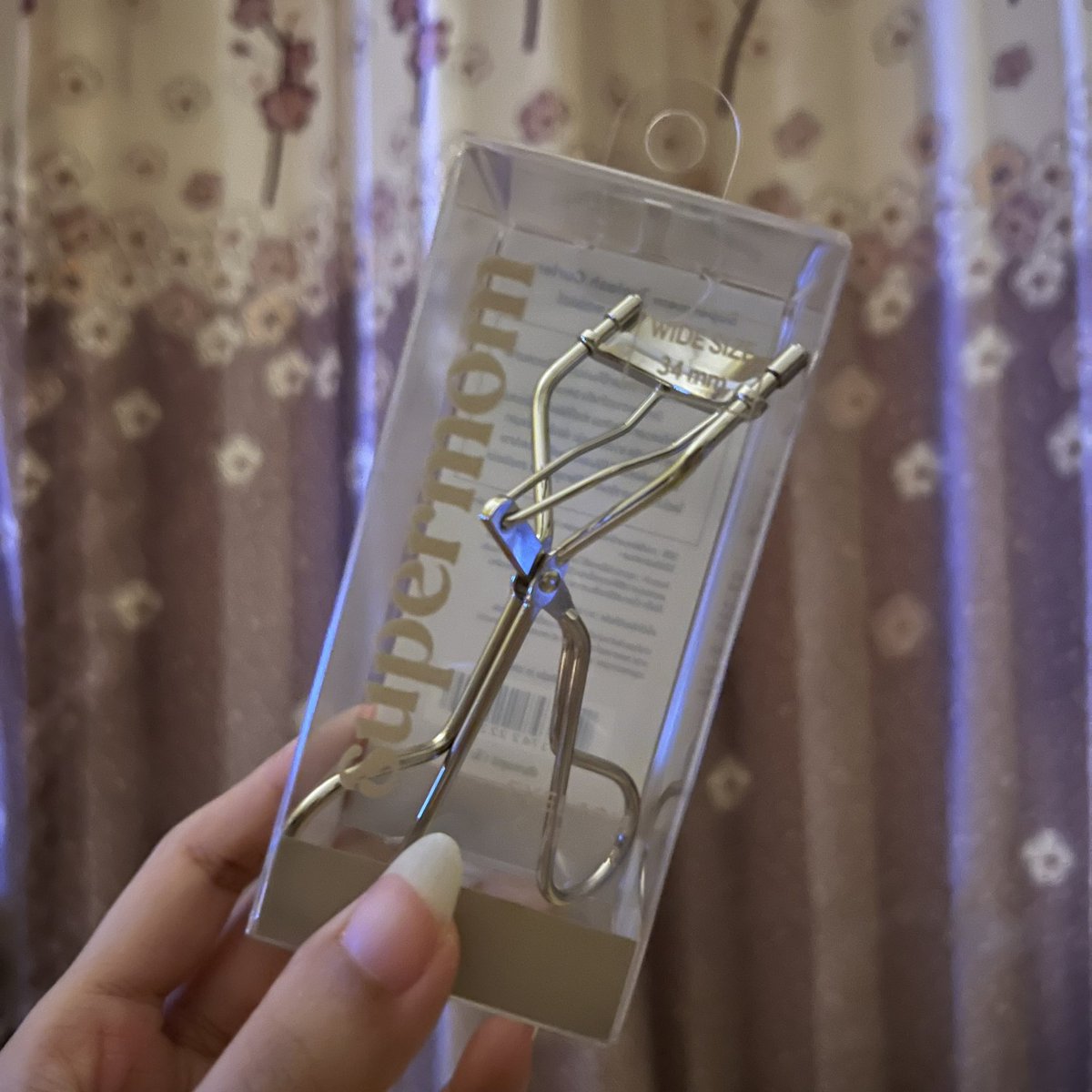 jellypeach_'s tweet photo. ปล่อยต่อ ที่ดัดขนตา👁️🎀
 SUPERMOM l EYELASH CURLER 
250 บาท ลองใช้ไป1ครั้ง ใหม่มากๆงับ👐🏻💞
(เช็ดแอลกอฮอล์ก่อนใส่กล่องให้แล้วค่า)

#ส่งต่อสกินแคร์ #ใช้ดีบอกต่อ #ส่งต่อคสอ #ส่งต่อเครื่องสำอาง #ส่งต่อเครื่องสําอางมือสอง #ส่งต่อเครื่องสำอางค์ #คสอเกาหลี #Mascara #supermom #ส่งต่อ https://t.co/MFiDyodWQE