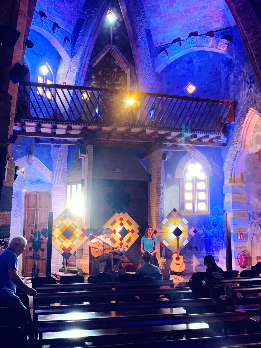 🤗 Tot a punt! Us esperem a les 20.30 h amb <a href="/juditneddermann/">Judit Neddermann</a> i <a href="/paufigueresgtr/">Pau Figueres</a> ! 

<a href="/ASecuita/">AjlaSecuita</a> <a href="/Dipta_cat/">Diputació de Tarragona</a> <a href="/cultura_cat/">Cultura</a> #primaveramusicalvistabella #juditneddermann #femcultura #jujol #modernisme #lasecuita #Vistabella