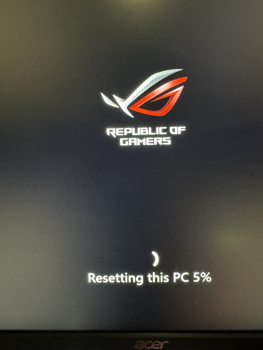 STORM_PLAYS tweet media