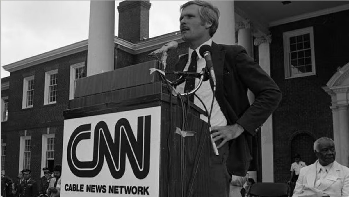 44 years ago today on June 1, 1980 CNN founder and media maverick Ted Turner launched the world's first 24-hour TV news network from the Atlanta Techwood campus, revolutionizing the way news is reported and audiences are informed about the world. youtu.be/K2OafHhD17E?si…