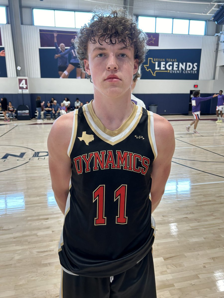 #GASO Bryan Shoot-Out 𝙏𝙤𝙥 𝙋𝙚𝙧𝙛𝙤𝙧𝙢𝙚𝙧𝙨 🏀 —————————————————— 📸 Josiah Rollins - Focus Scholars Aaron Adejobi - @HDToros Select Zane Schunior - @BTB_Select_SA Robles Jacob Walker - Bryan Vikings 📸 Jackson Childers - @TexasDynamics Elite Kevin Grinstead -