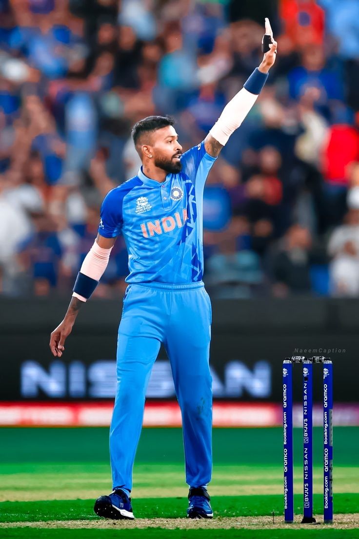 Tripathi019's tweet photo. 6,6,6 in a row by Hardik Pandya. 🤯
Comeback 🚩🤟
#INDvsBAN | IND vs BAN | Hardik
#HardikPandya #LeoReview #Abhisha #TejRan
#LeoBlockbuster
#indiavsbangladesh https://t.co/MpoIXsVovT
