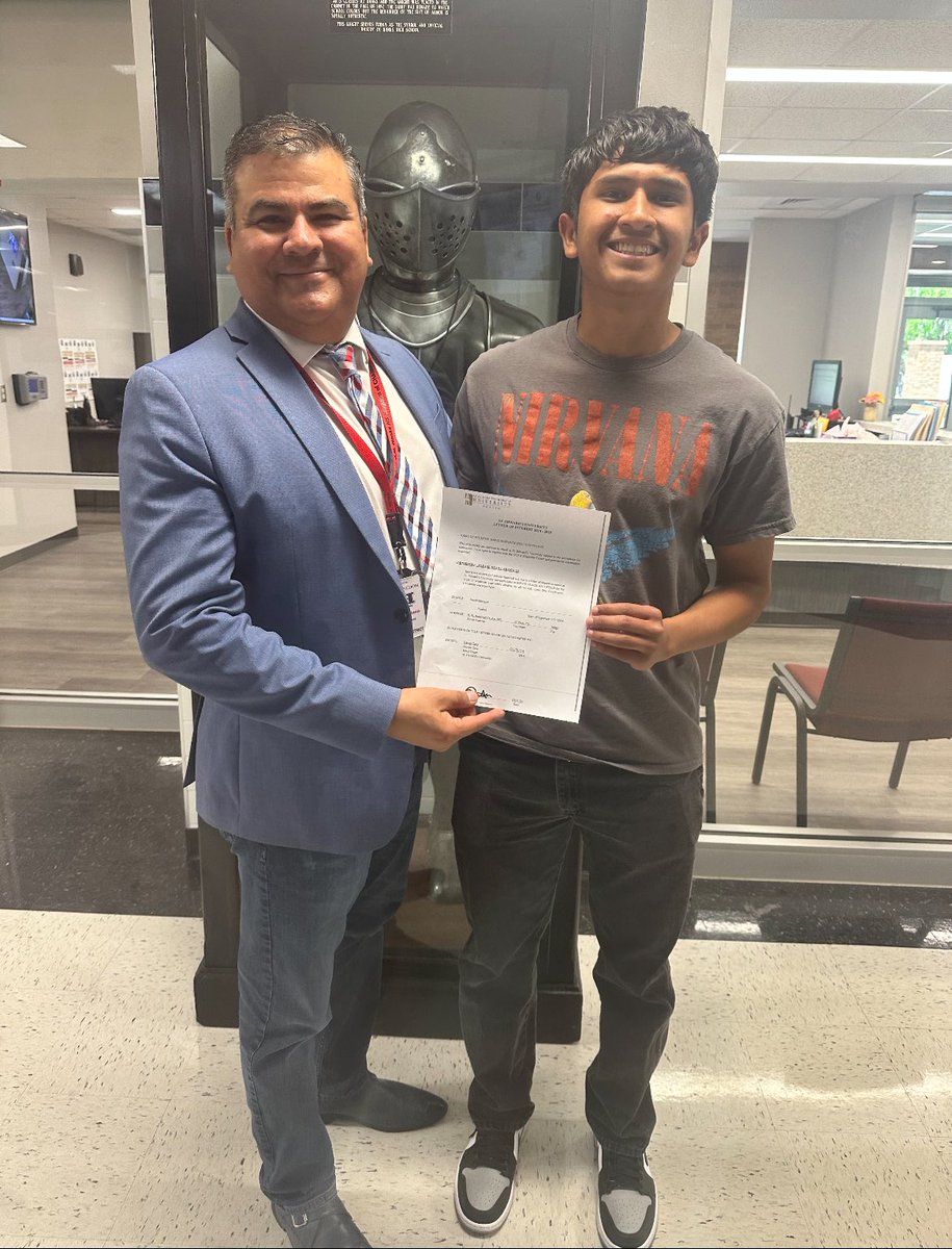 After long conversations with coach Morgan, I’m excited to continue my academic and athletic career at St Edwards University In Austin TX. Thank you coaches for this opportunity. #committed #hilltoppers <a href="/RCadena2001LTD/">Ruben Cadena</a> <a href="/knights_delk/">Mrs. Delk</a> <a href="/HanksXC_TF/">@HANKS Cross and Track</a> <a href="/sen_sei_mo/">Coach Mo</a> <a href="/SEUXCTF/">St. Edward's XC/T&F</a>