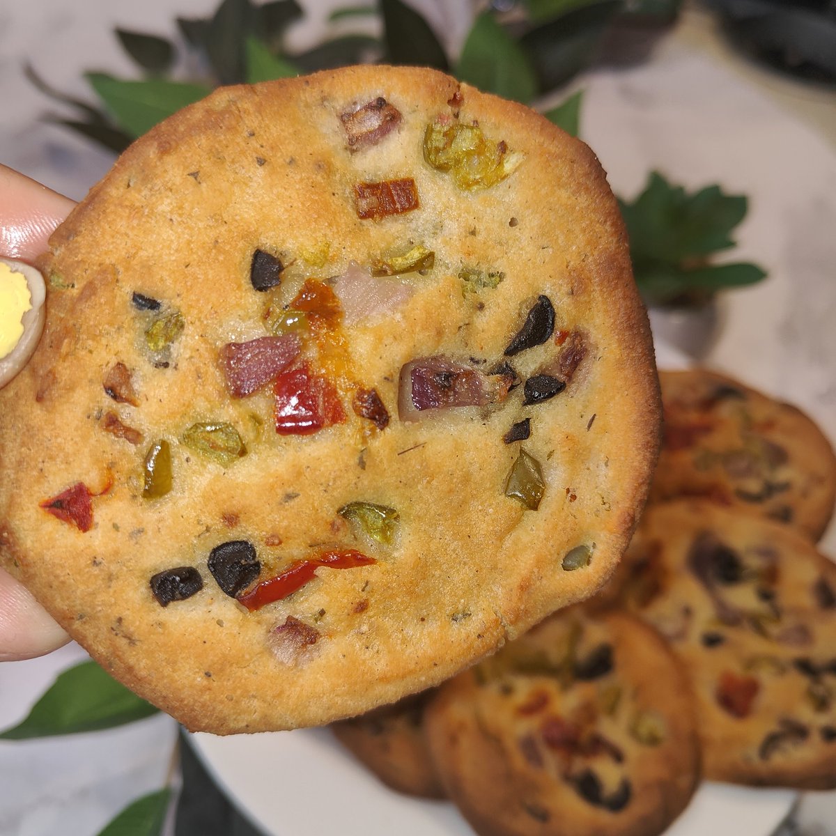 QuickHealthy's tweet image. Healthy Oats Bread Bites l Healthy Evening Snacks l low Carb, Instant Bread Bites without yeast l
Recipe Link:- youtu.be/K26lUuQtInE?si…