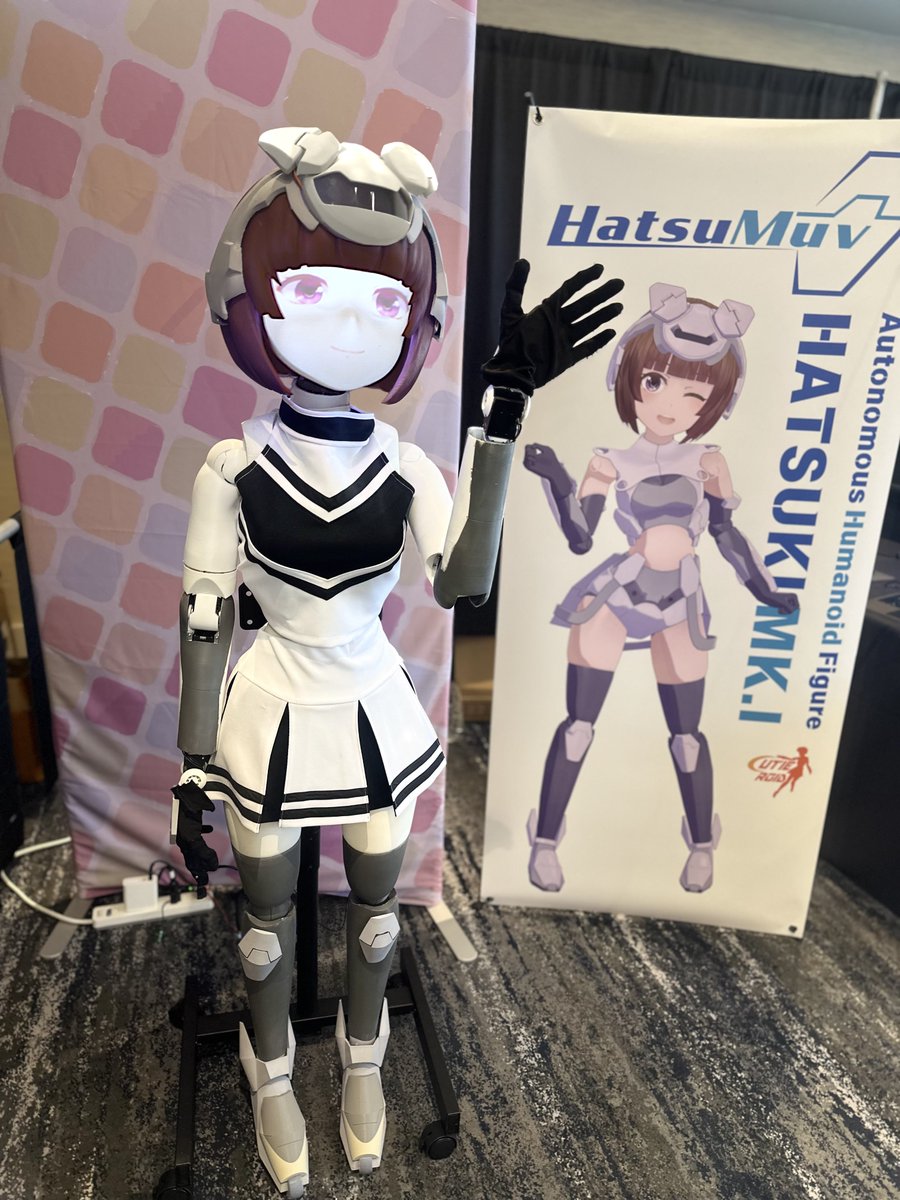HatsuMuv's tweet image. Today is the final day of the #OffKaiGen3 Expo in California! 
Don’t miss your opportunity to visit HatsuMuv Corporation&apos;s booth and see the Testing Prototype of &quot;Hatsuki 002,&quot; the first Autonomous Humanoid Figure produced in the US.  #HatsuMuv #VTuber