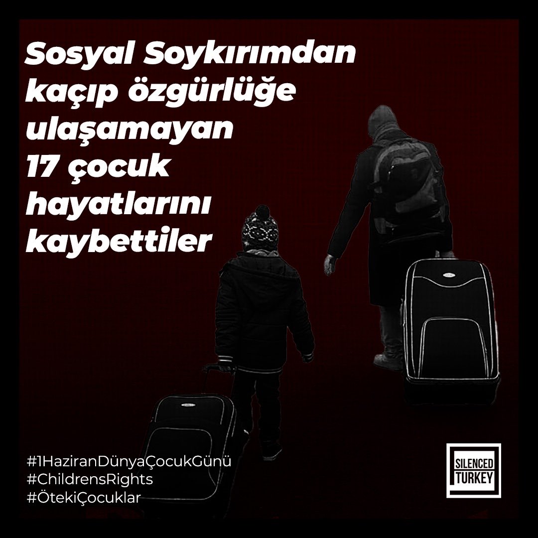 Demokrasiyolun2's tweet image. Kreşlere gitmeleri gereken yıllarda yollara düşmüşlerdi.

#1HaziranDünyaÇocukGünü
#ChildrensRights
#ÖtekiÇocuklar
#DünyanınRenkleri