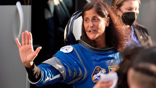 India-origin #NASA astronaut #SunitaWilliams was set to embark on her third space mission aboard the #BoeingStarliner, but the launch was called off last minute.

Stay tuned for the rescheduled launch on Sunday, June 2 at 12:03 pm ET / 9:33 pm IST.

#Perseverance paves the way to