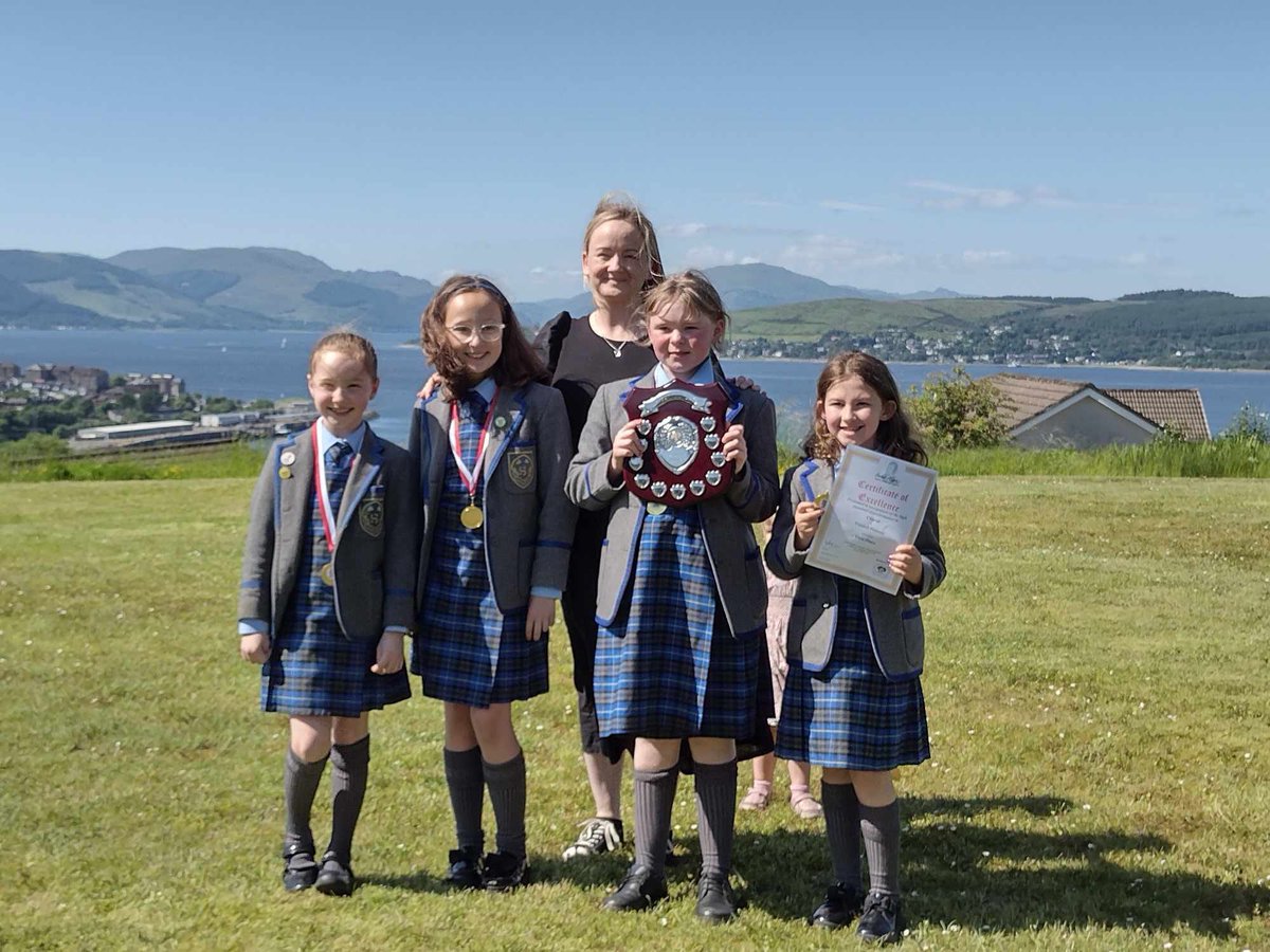 KarynHaggerty's tweet photo. @HTfernhill1953 @FernhillSchool https://t.co/z2b9uKb0lC