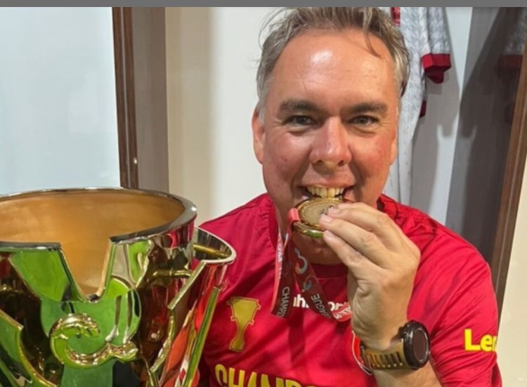 2 liga consecutiva enhorabuena amigo <a href="/pplosada/">Pepe Losada</a> 💪🏾😘