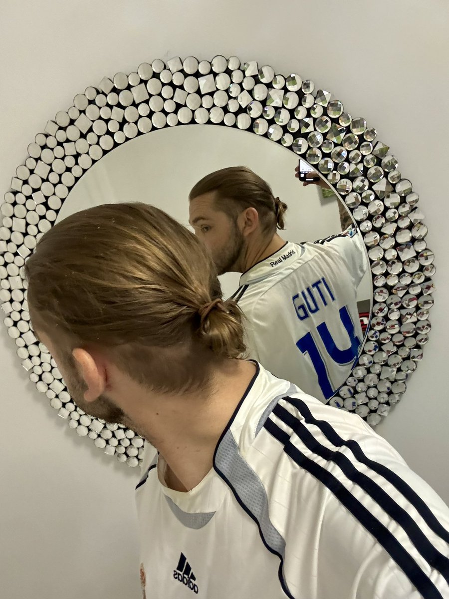 criiiiiistiano8's tweet photo. Hala Madrid !!!!!

💙

@GUTY14HAZ  @realmadrid 

#ChampionsLeague #UCLfinal #BVBRMA  #halamadridynadamás #HalaMadrid #Real #scheissBVB https://t.co/Slv4iRn6Mb