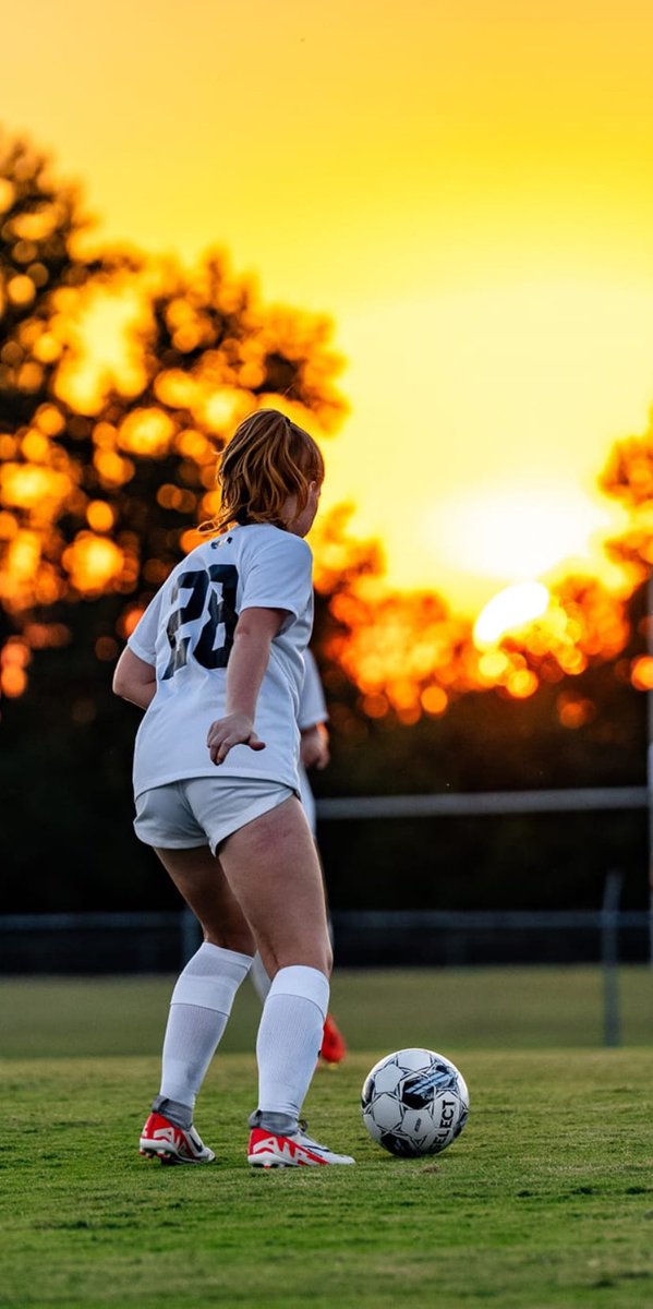 EllaMorton08's tweet photo. @SoccerMomInt Ella Morton
2026
Mid/Forward
GPA: 4.0
https://t.co/IqPl5PfWVA https://t.co/QRHe8Eldx0