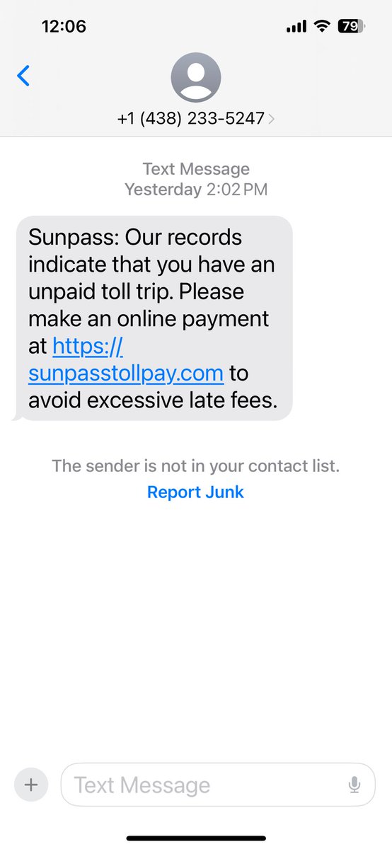 kcrumback's tweet photo. @rosaticorp They had my drivers license number, cell phone number.
and mailing address. WTH!  The real website is https://t.co/ratsggz98s https://t.co/vjGK0WdwWZ