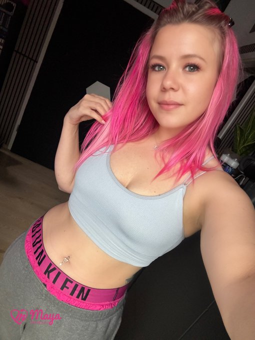 Lebenszeichen 😀✌🏻 Hab au&szlig;erdem in der Zwischenzeit 3 neue Filmchen hochgeladen 😏 https://t.co/Wz6Skae1tV<a href="/tag/selfie"class="tags"><span>#selfie</span></a><a href="/tag/donnerstag"class="tags"><span>#donnerstag</span></a><a href="/tag/mirrow"class="tags"><span>#mirrow</span></a><a href="/tag/spiegel"class="tags"><span>#spiegel</span></a>
