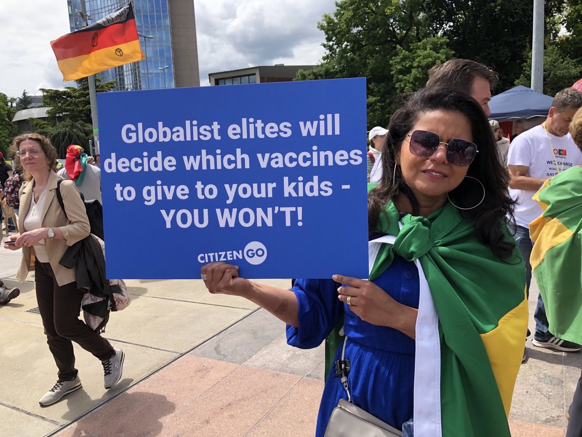 lawrie_dr's tweet photo. Folks trekked to Geneva from so many countries to say 'NO' to the WHO today. https://t.co/rBRRdzM50m