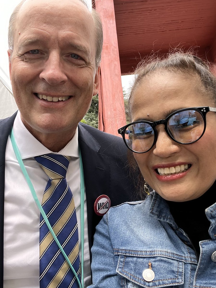 lawrie_dr's tweet photo. Folks trekked to Geneva from so many countries to say 'NO' to the WHO today. https://t.co/rBRRdzM50m