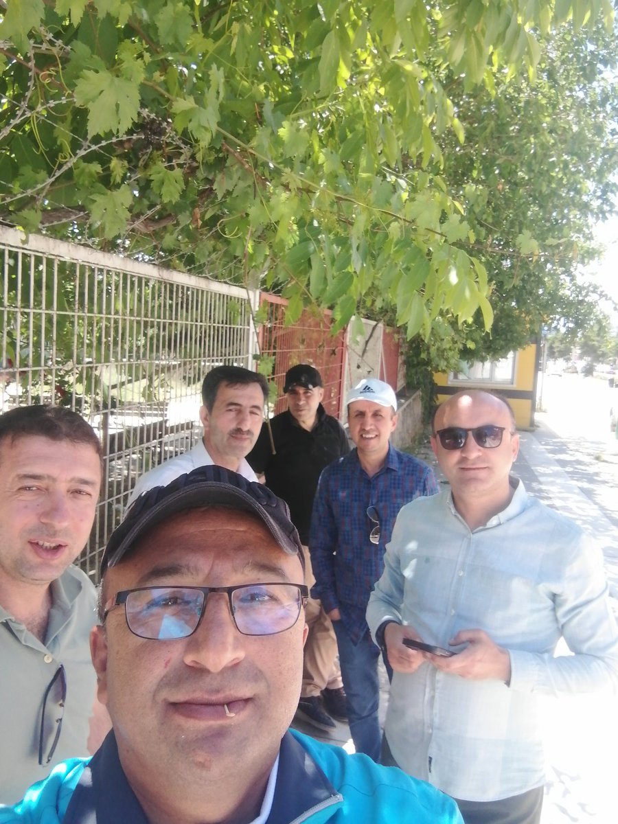 Dostların az olanı makbuldür. Önemli olan sayı değil kalitedir... 🥰
<a href="/23Mustafakilinc/">Mustafa Kılınç</a>
<a href="/mbatur1262/">METİN BATUR</a>
<a href="/harungunduz23/">Harun GÜNDÜZ</a>
<a href="/muratbalta06/">Murat BALTA</a>