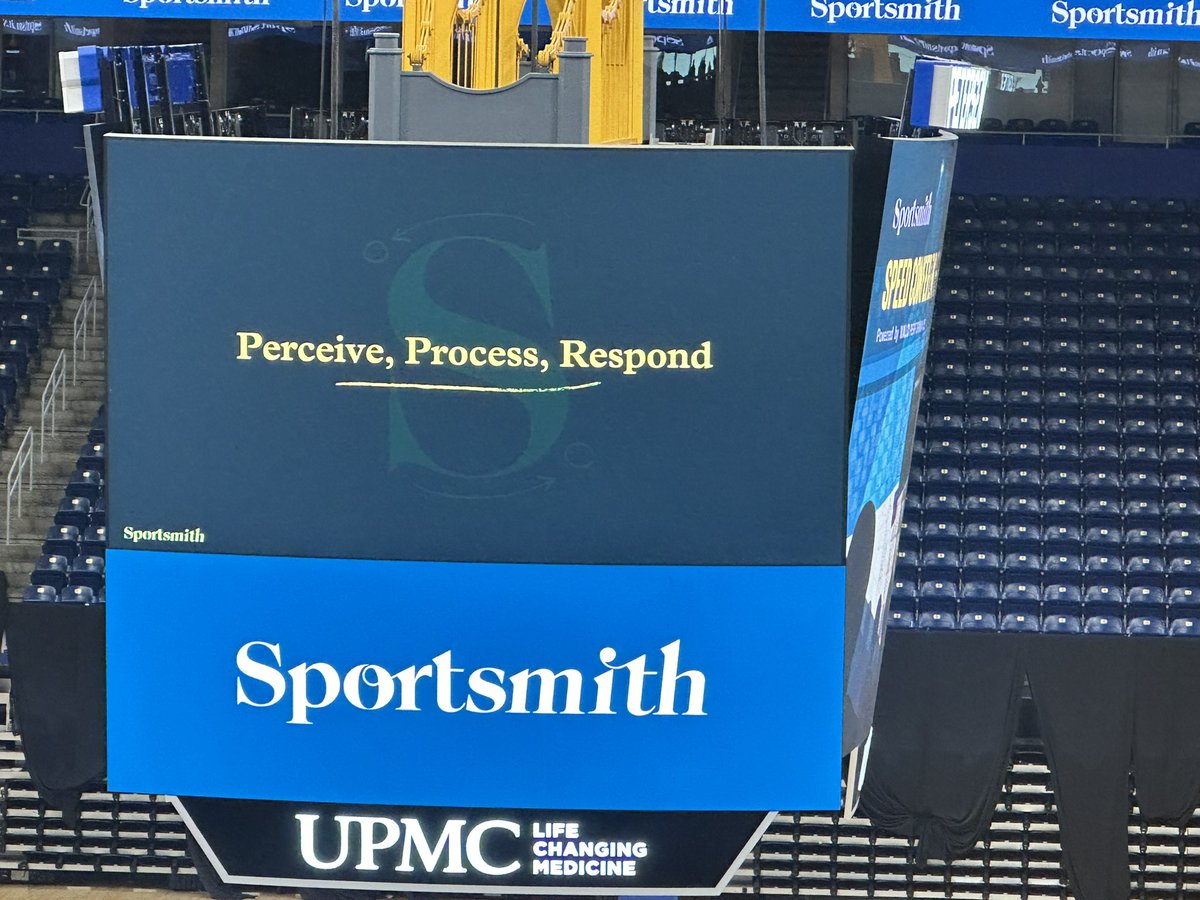 Mark Hoover tweet media