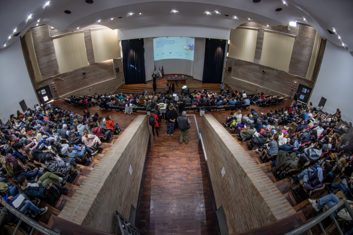 FViaLibre's tweet photo. ¡Gracias a quienes participaron! del inicio el curso de extensión (RCD 205/2024 - FAMAF)
Esto fue un esfuerzo entre @fvialibre @famaf_unc @educacioncba.
Y el apoyo de @mozilla y @Aplusalliance https://t.co/hZkseCBETc