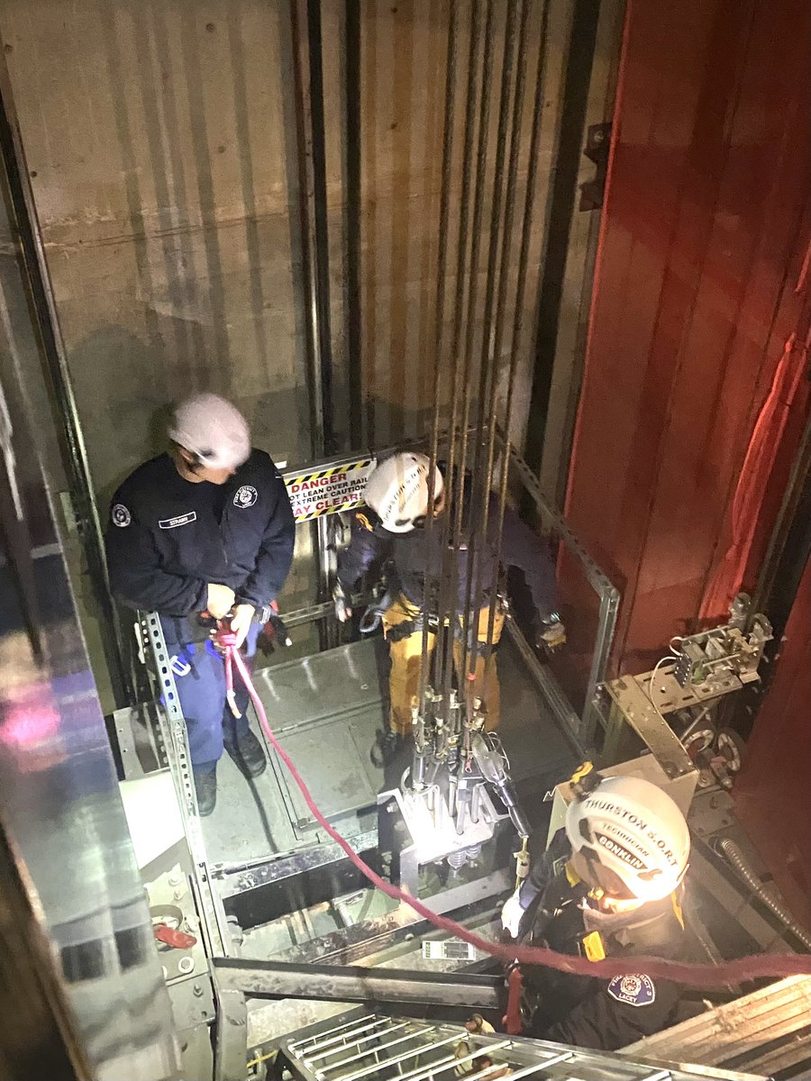 LaceyFireDist3's tweet image. This week, our crews supported some amazing @NTPSnews Champions, trained with SORT practicing elevator rescue AND our South Sound Recruit Academy learned that water is wet… #AwesomeWeek