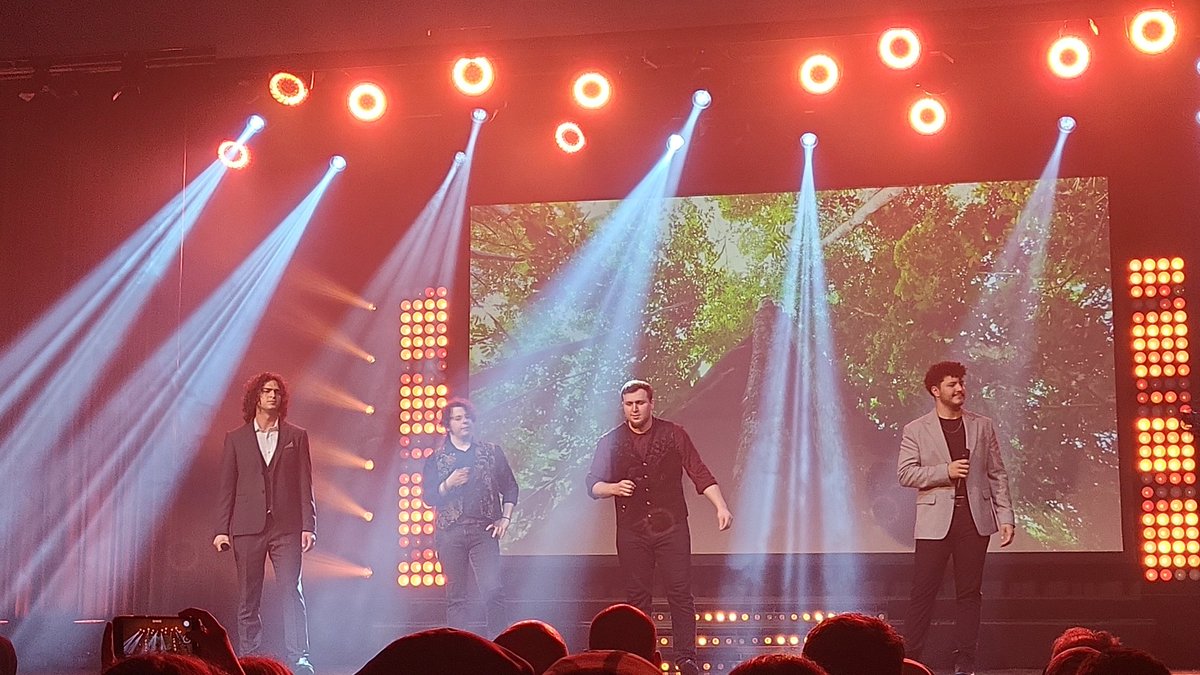 Sumeyraylmz3's tweet image. Topraktan kardeşizzz
Ayni yolun yolcusuyuz....

#DünyanınRenkleri