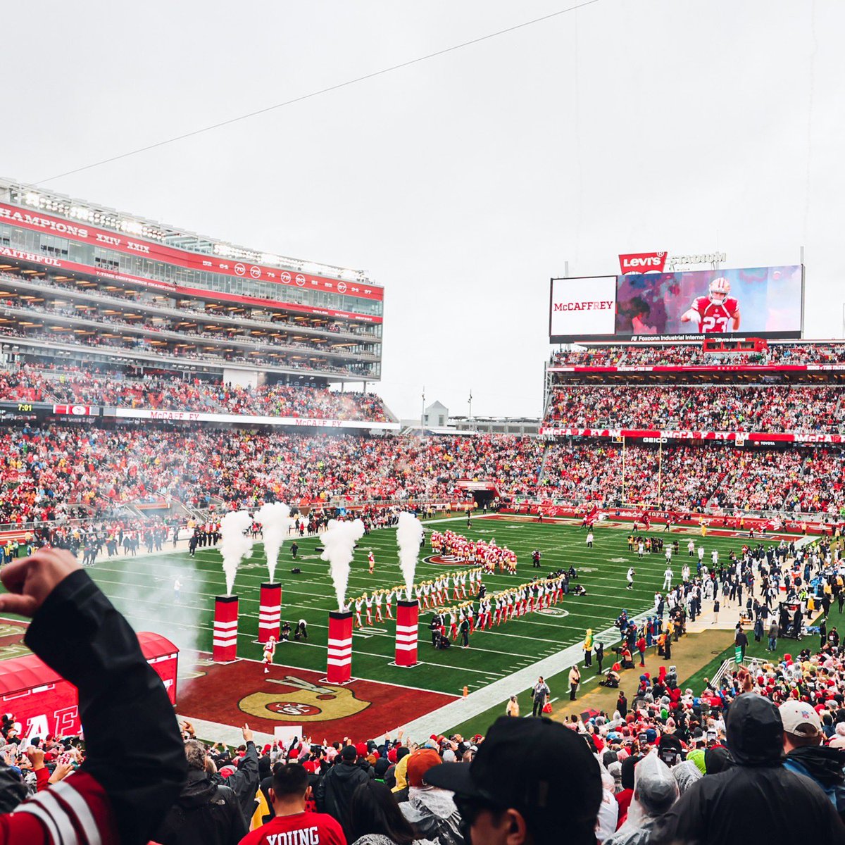 49ers's tweet photo. 💯days til Monday Night Football.

Who else is counting down?

#FTTB https://t.co/ZDCvksfS7J