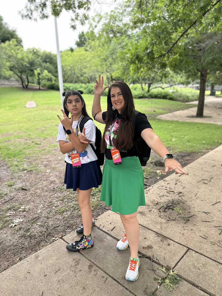 In the name of the moon, we’re so ready for <a href="/DreamHack/">DreamHack</a> day 2!