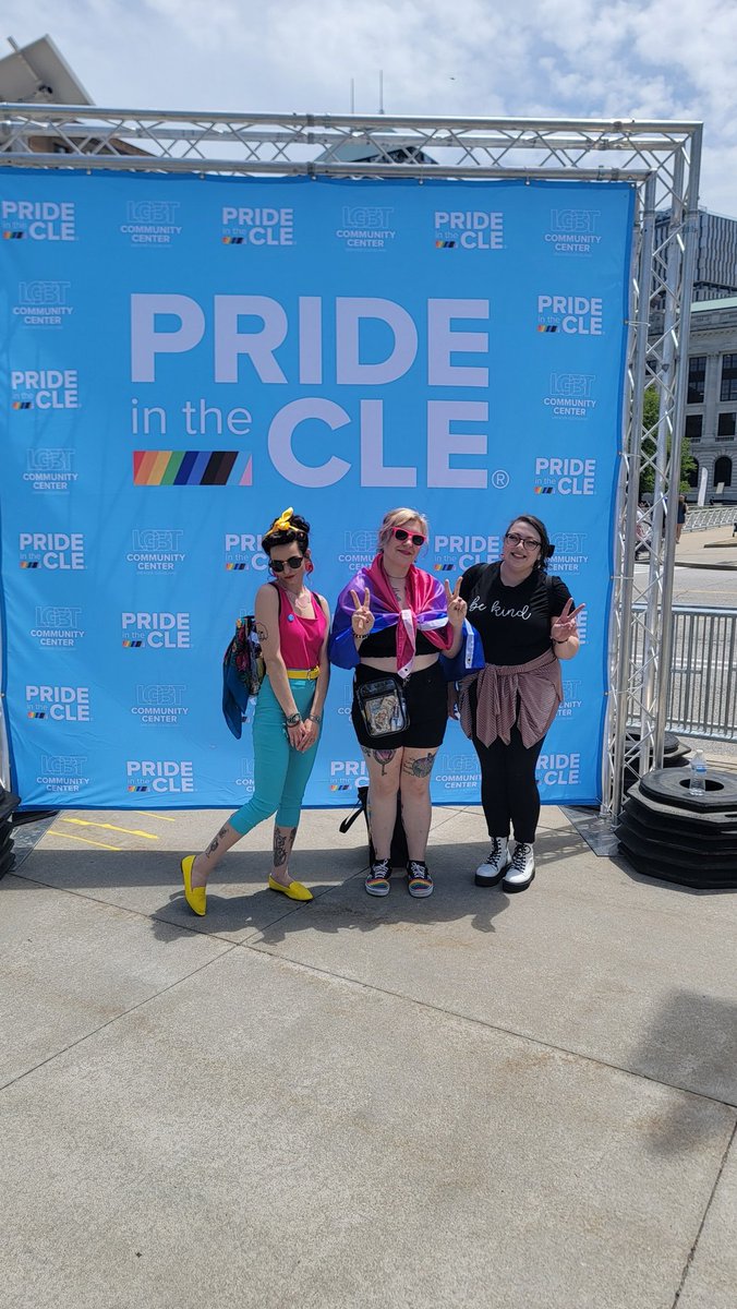 YuMakitoKay's tweet photo. #PrideinCLE 🌈 https://t.co/2uc7iu5ZNZ