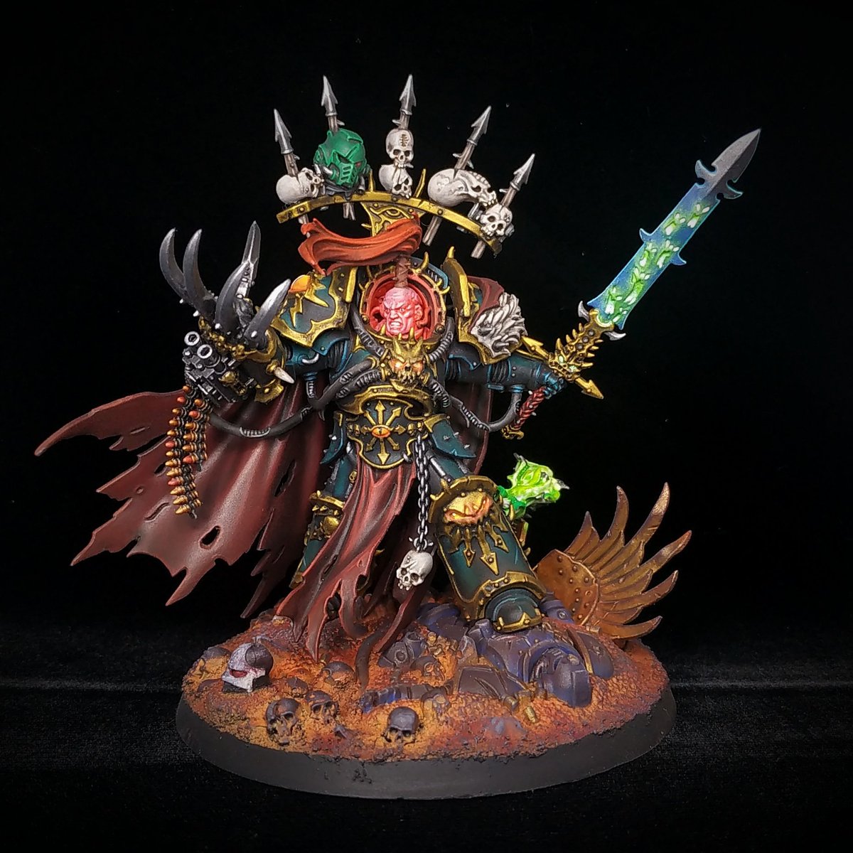 karv_n's tweet photo. @warhammer Abaddon for a commission. Great miniature 😁👍 https://t.co/R4fuysNgKb