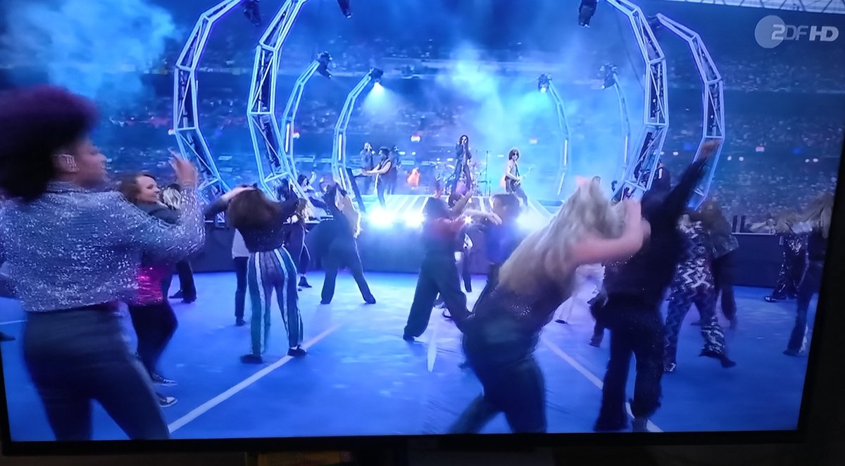 Super Bowl Half-Time Show bei Wish bestellt #UCLfinal