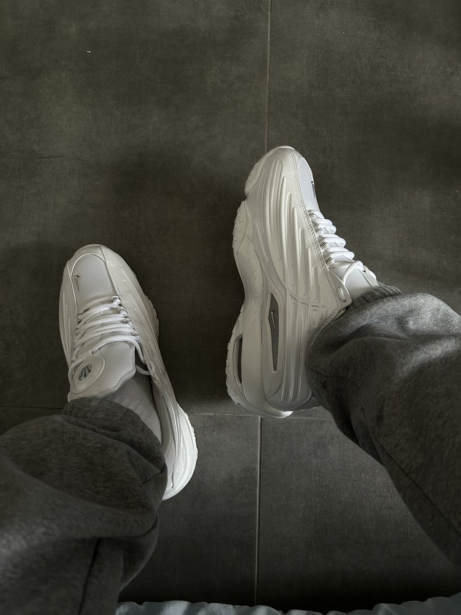 🌊 | 𝐵𝑙𝑎𝑛𝐾𝑎 🫀 tweet media