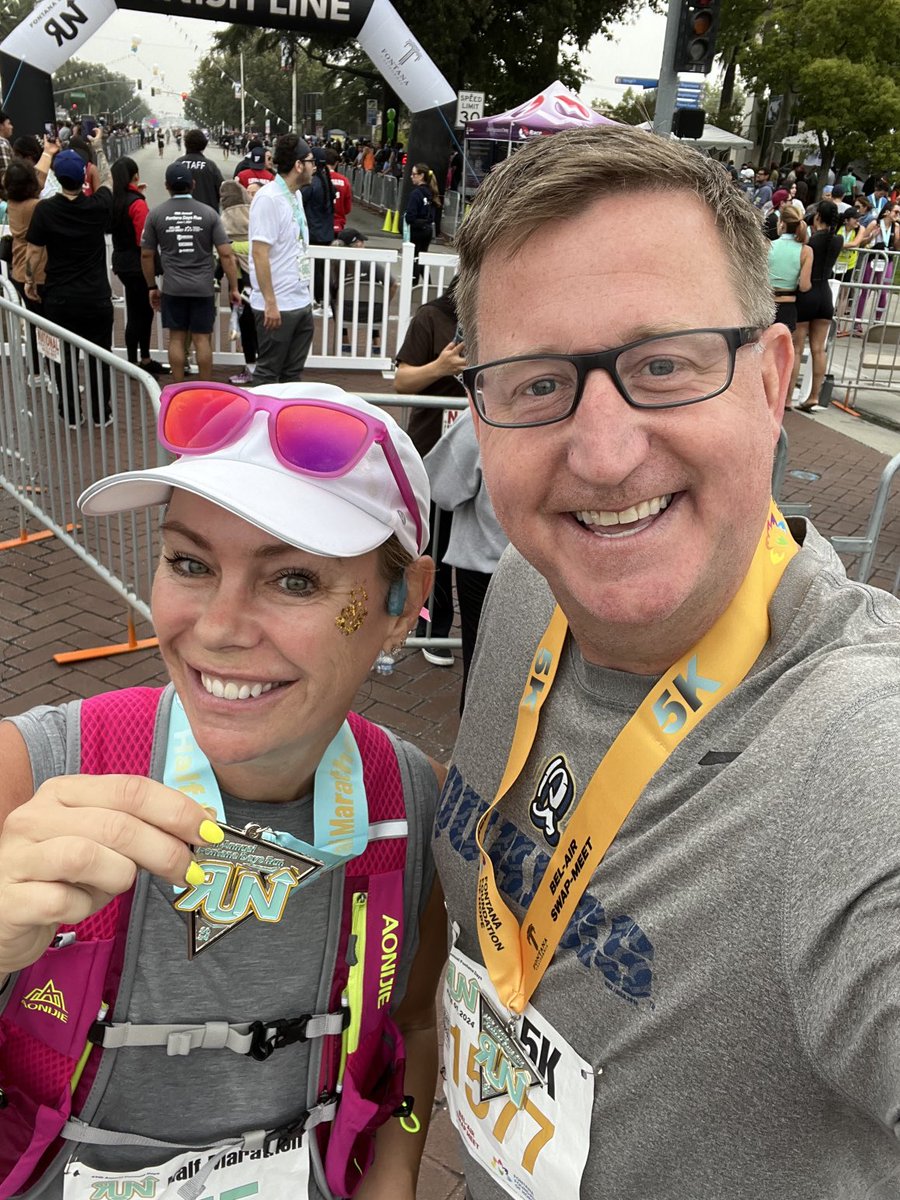 Congrats to Janel on finishing her first half! Way to go! 5K for me haha