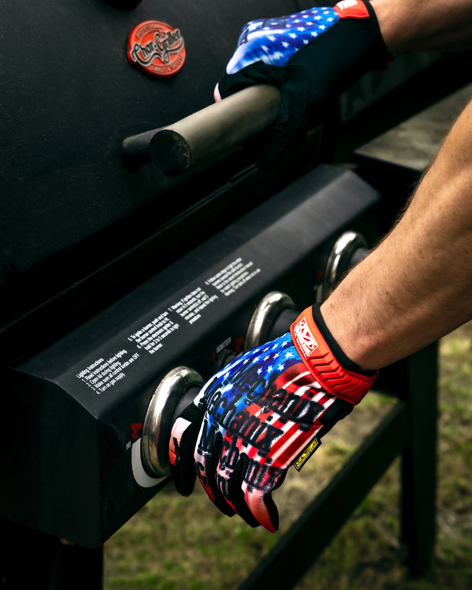 Ensure your grill is clean and ready to fire up this Summer. Keep your hands protected while scrubbing away grease and grime, so you can focus on serving up those delicious BBQ classics.

#MechanixWear #WhatYouWearMatters
